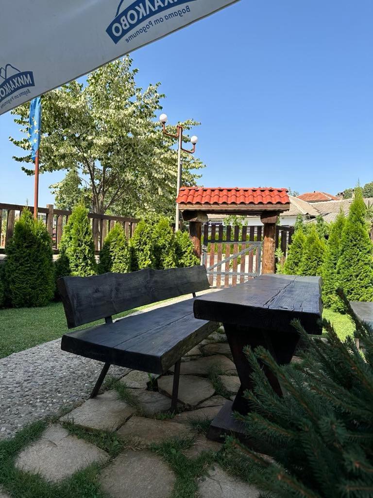 Бялата Къща Hotel Kirkovo  Exterior photo